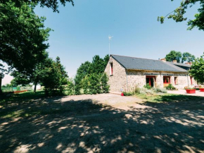 Gîte spacieux et calme avec grand jardin, proche de Châteaubriant, idéal familles et pêcheurs - FR-1-306-930